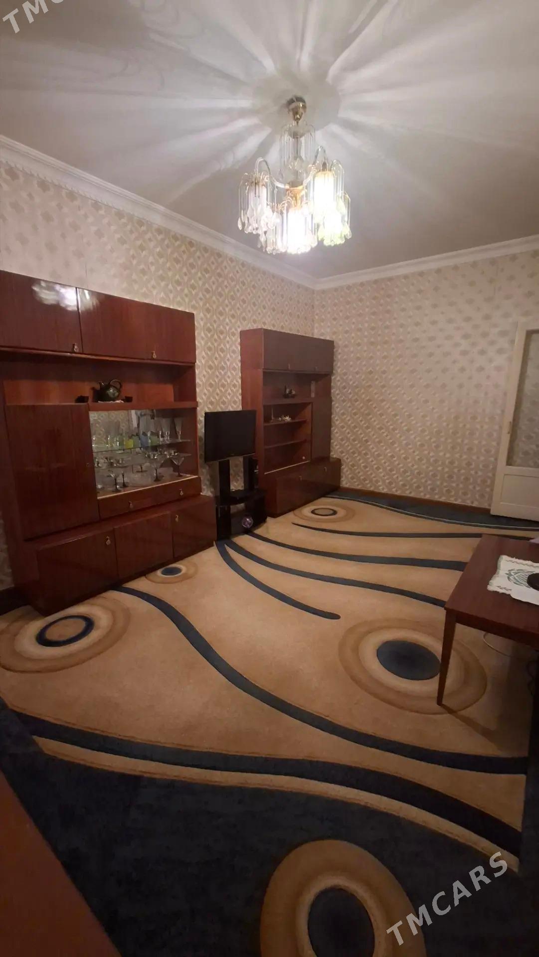 SATLYK JAY GAGARIN 4/4ET 2KOM - Gagarin köç, köne Howa menzili - img 1