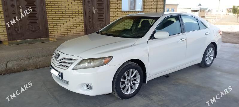 Toyota Camry 2010 - 150 000 TMT - Мары - img 1