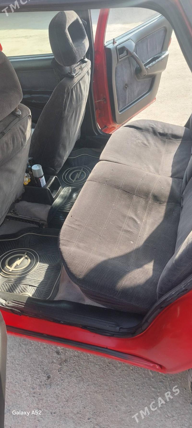 Opel Vectra 1992 - 40 000 TMT - Mary - img 1