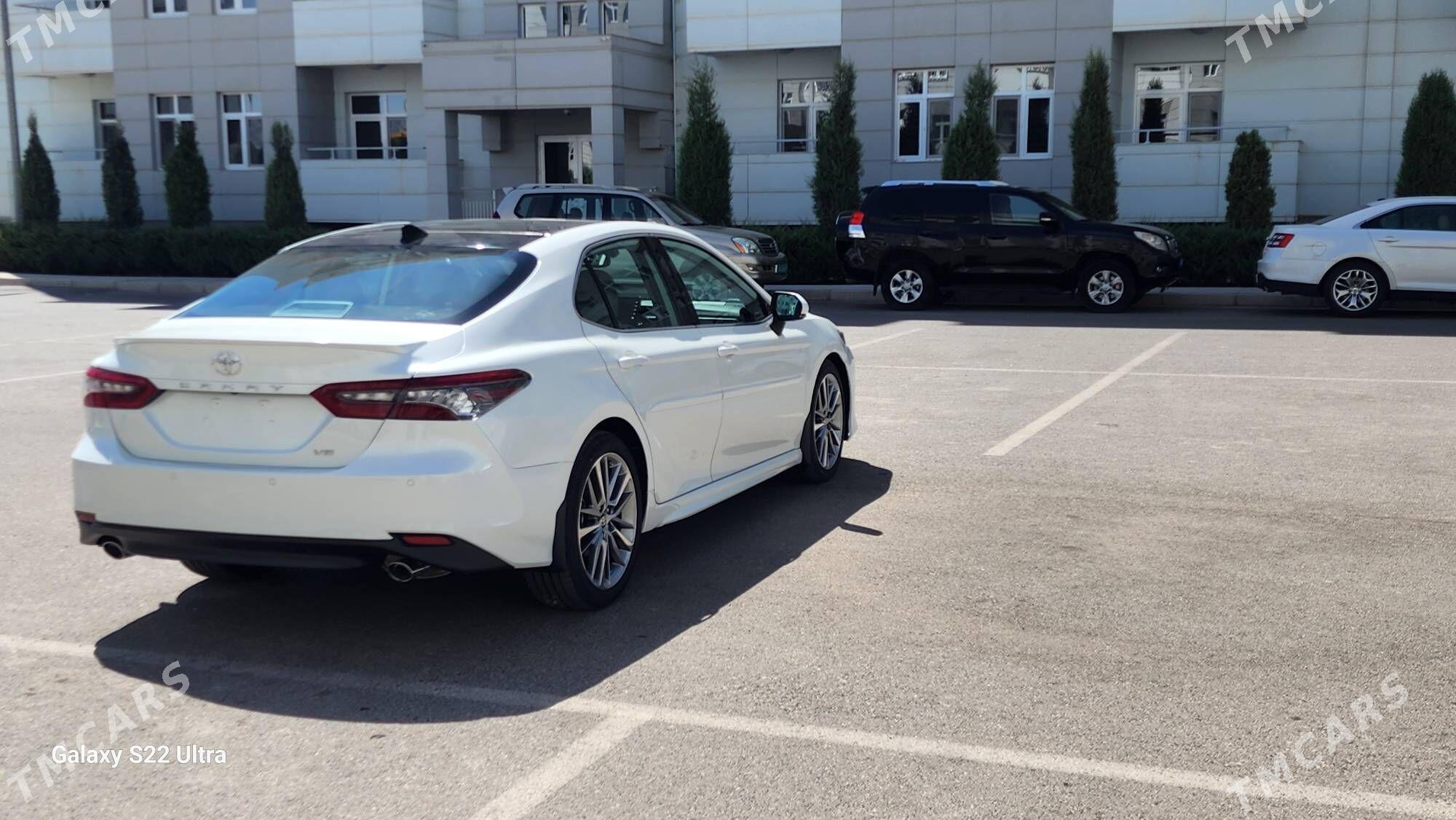 Toyota Camry 2022 - 470 000 TMT - Ашхабад - img 1