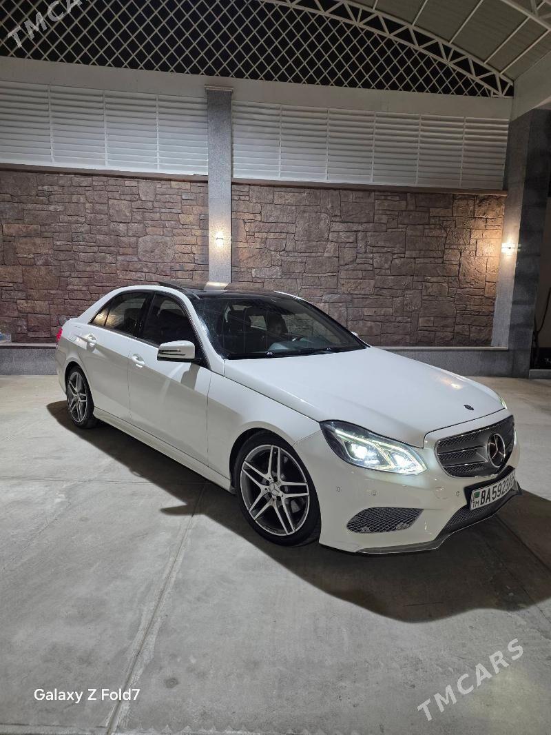 Mercedes-Benz E300 2013 - 400 000 TMT - 30 мкр - img 1