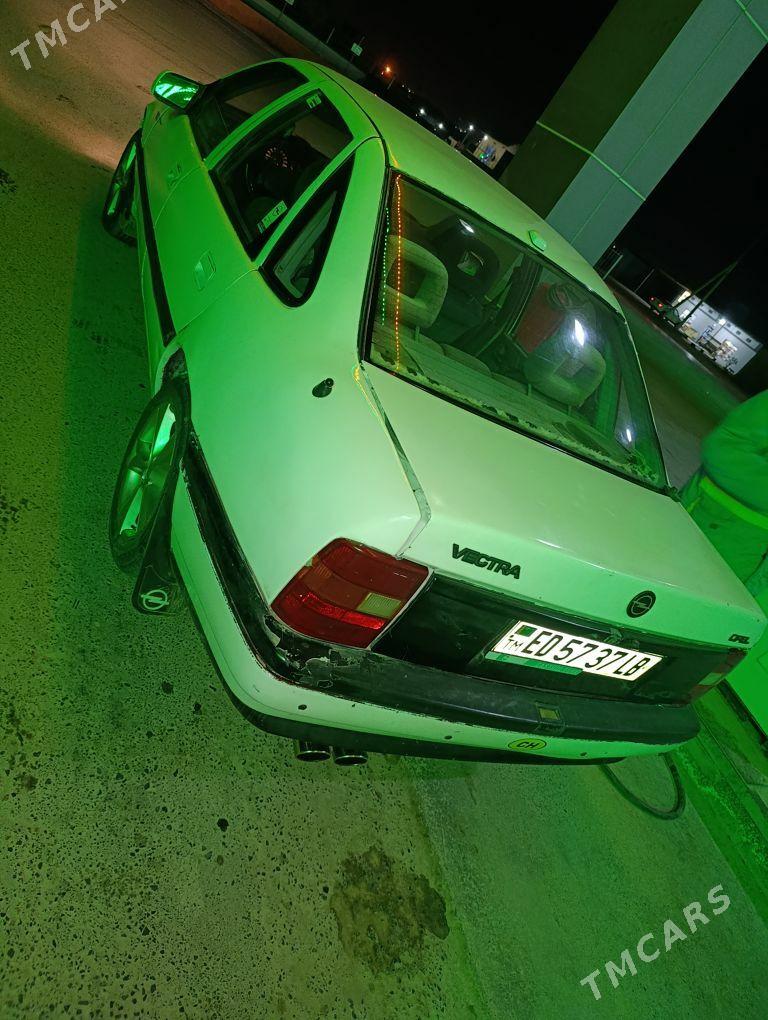Opel Vectra 1990 - 33 000 TMT - Керки - img 1