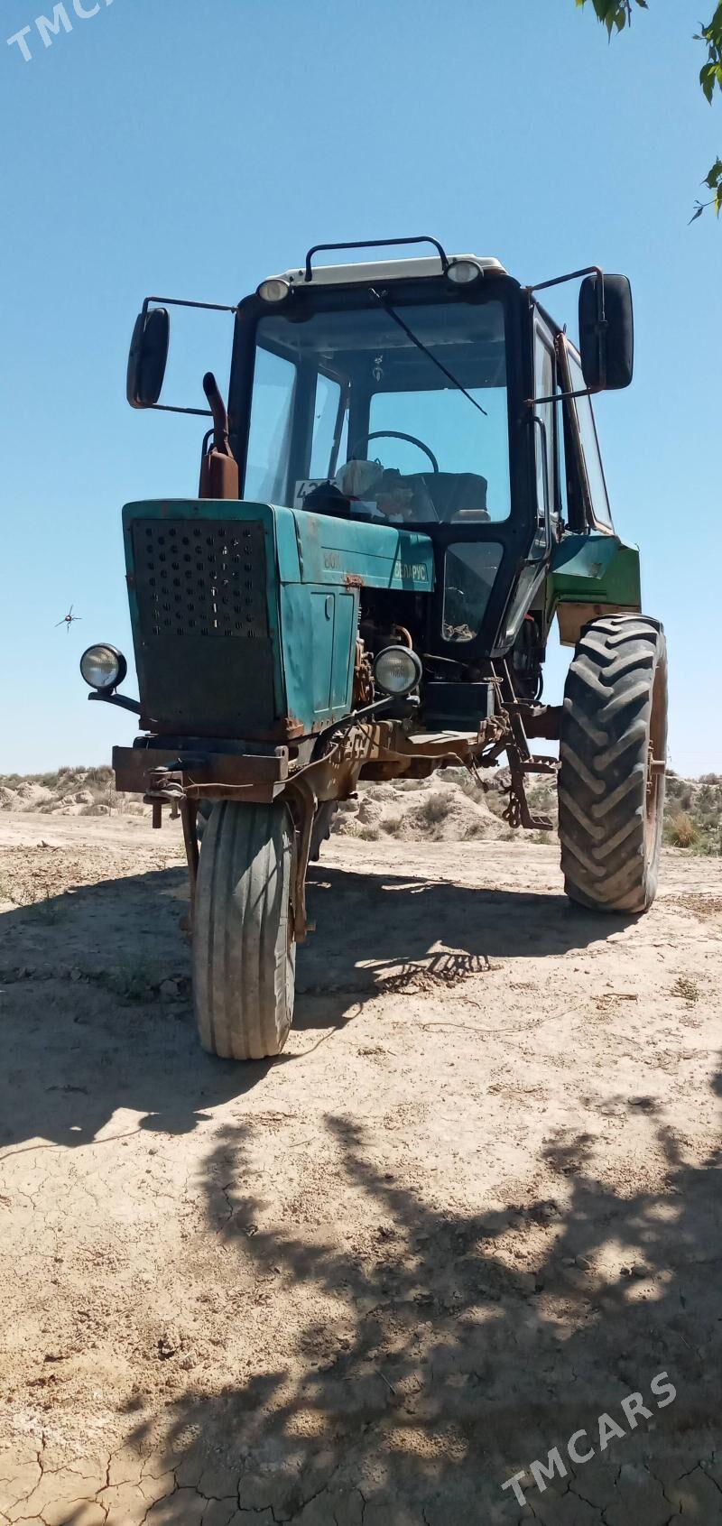 MTZ 80 2000 - 150 000 TMT - Murgap - img 1