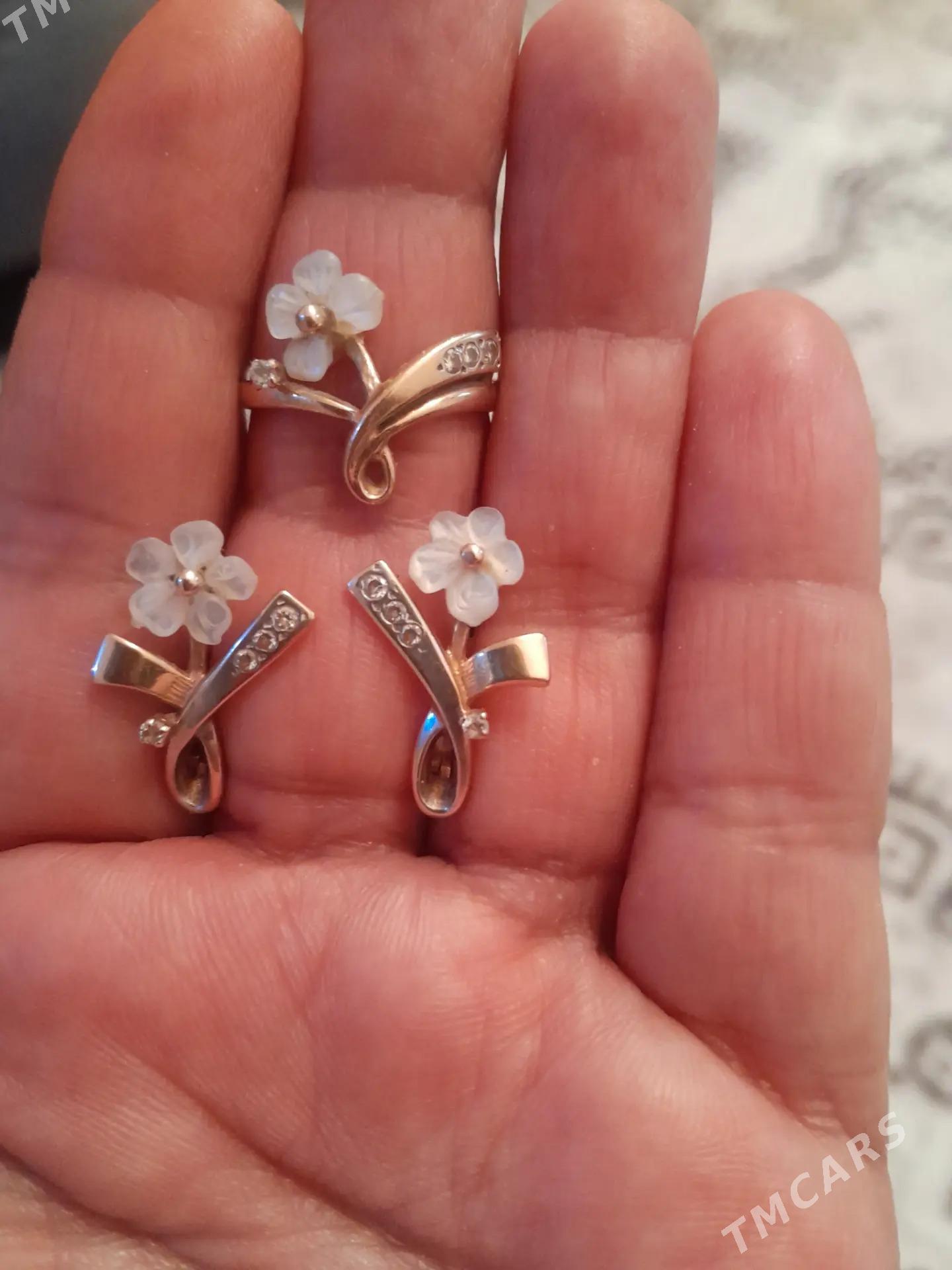 Satlyk Gyzyl Gulakhalka komp - Aşgabat - img 1