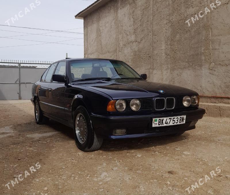 BMW 525 1992 - 66 000 TMT - Балканабат - img 1