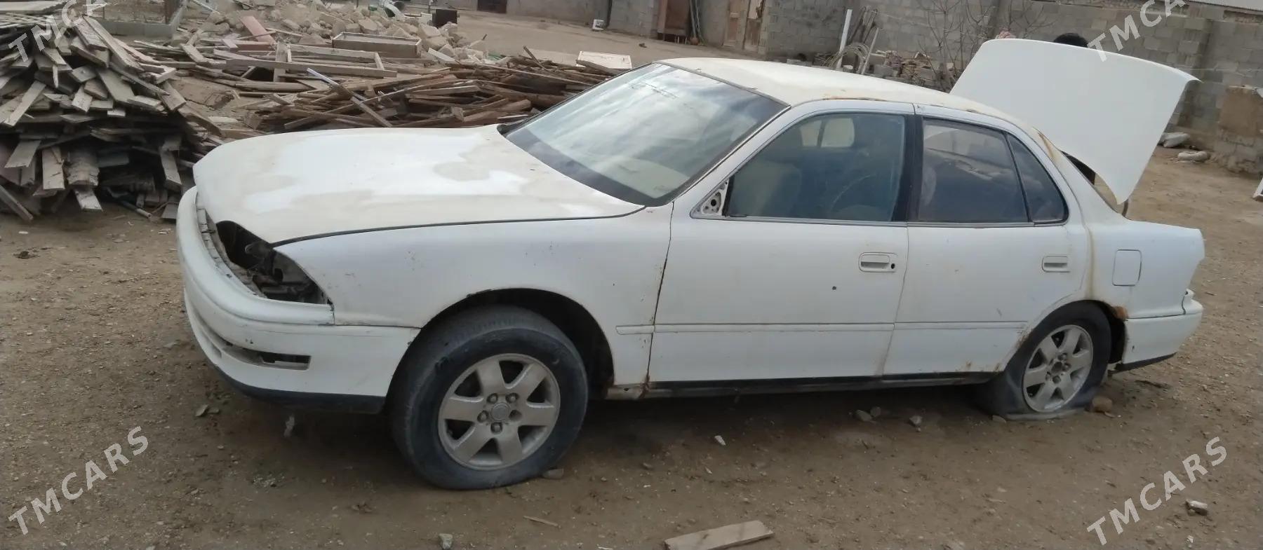 Toyota Camry 1991 - 20 000 TMT - Хазар - img 1