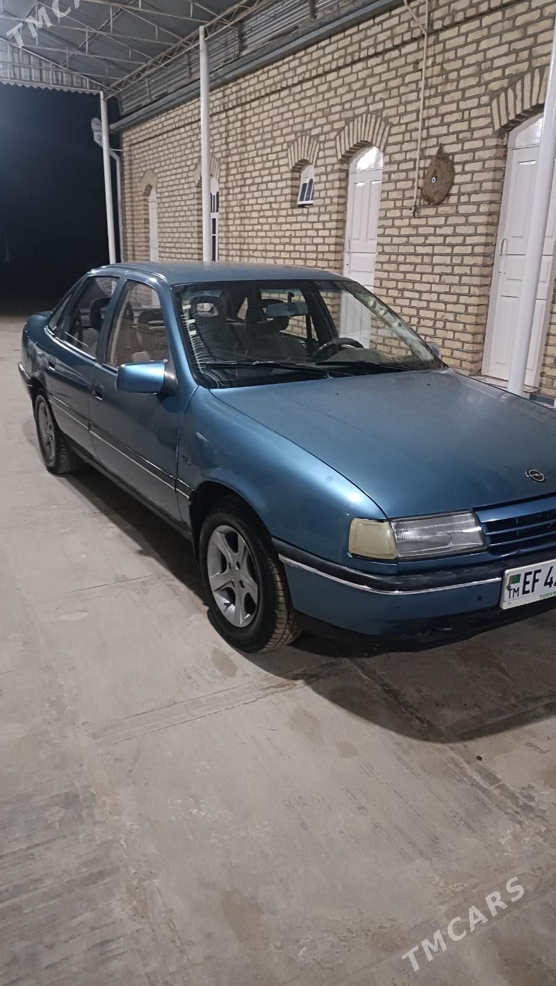 Opel Vectra 1989 - 32 000 TMT - Wekilbazar - img 1