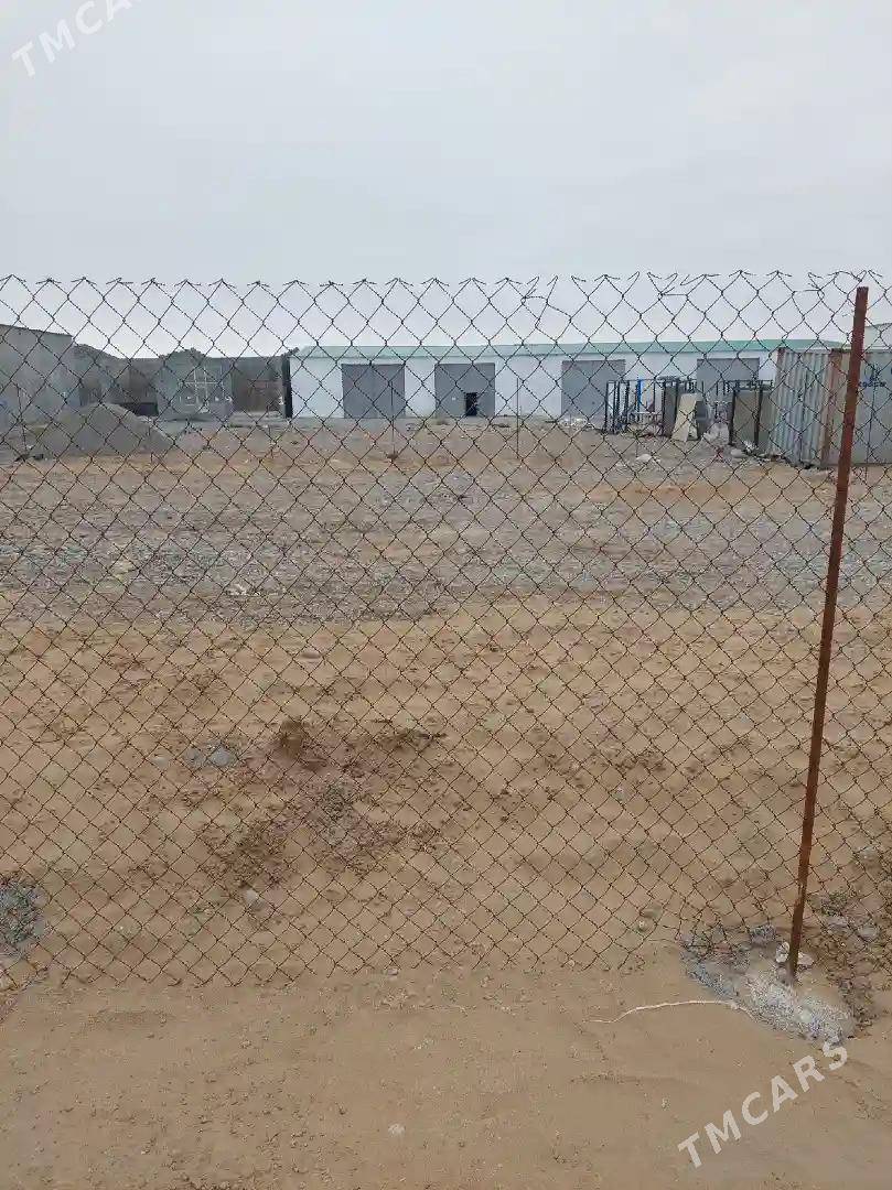 Aktam bazary "D" blok demir - Ашхабад - img 1