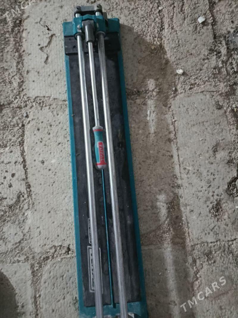 Kafel kesýän - Mary - img 1