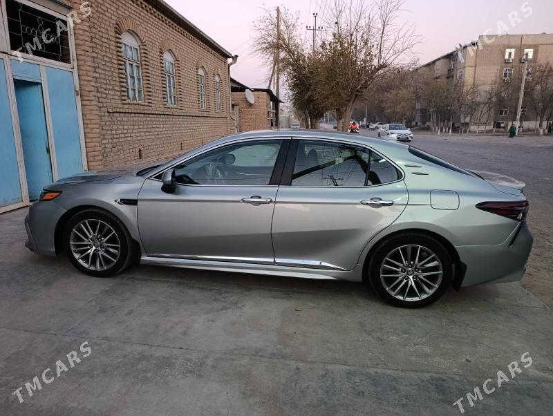 Toyota Camry 2021 - 300 000 TMT - Мары - img 1