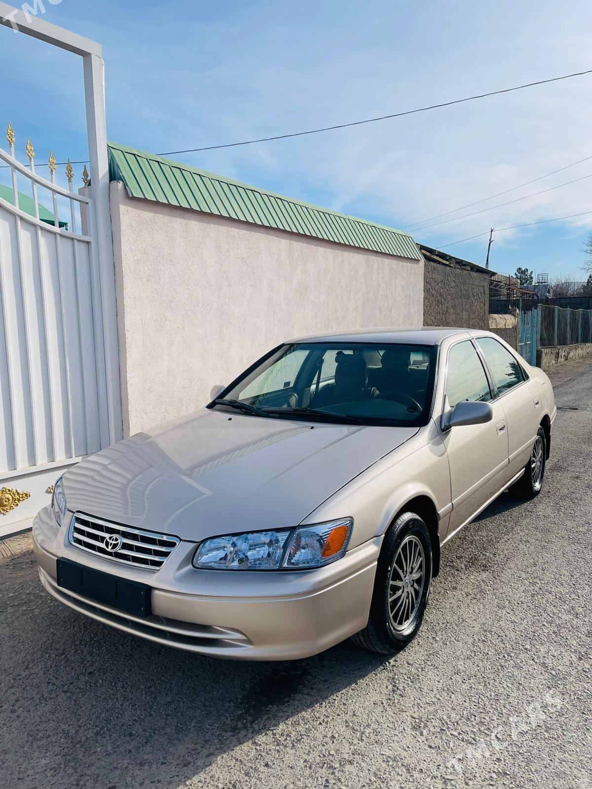 Toyota Camry 2001 - 200 000 TMT - Магданлы - img 1