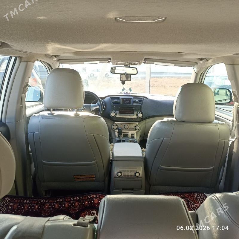 Toyota Highlander 2012 - 300 000 TMT - Туркменабат - img 1