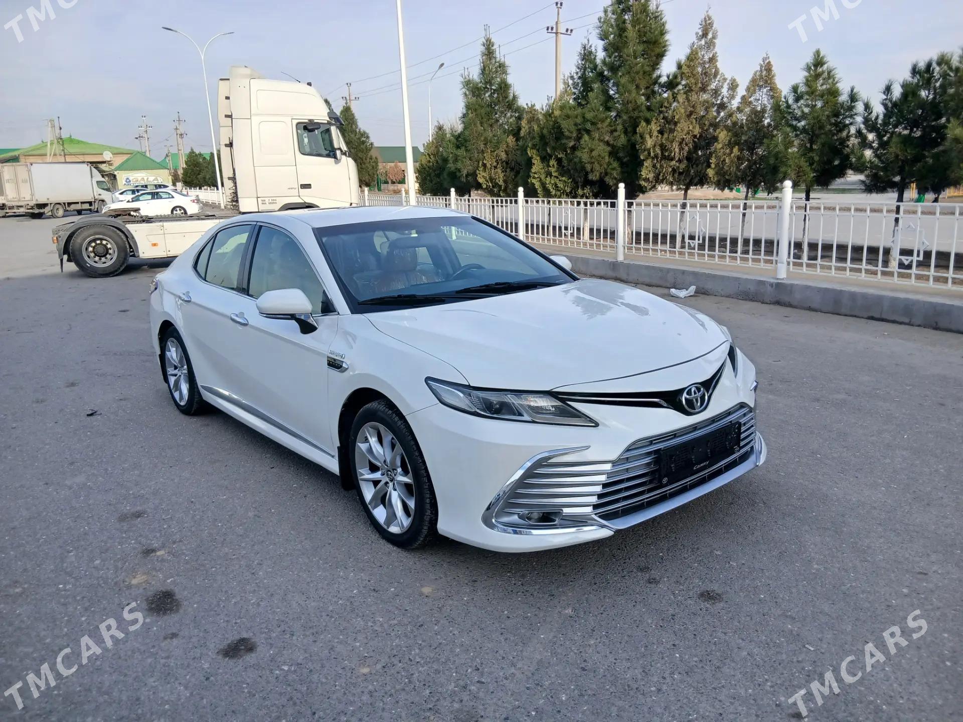 Toyota Camry 2021 - 243 000 TMT - Ашхабад - img 1