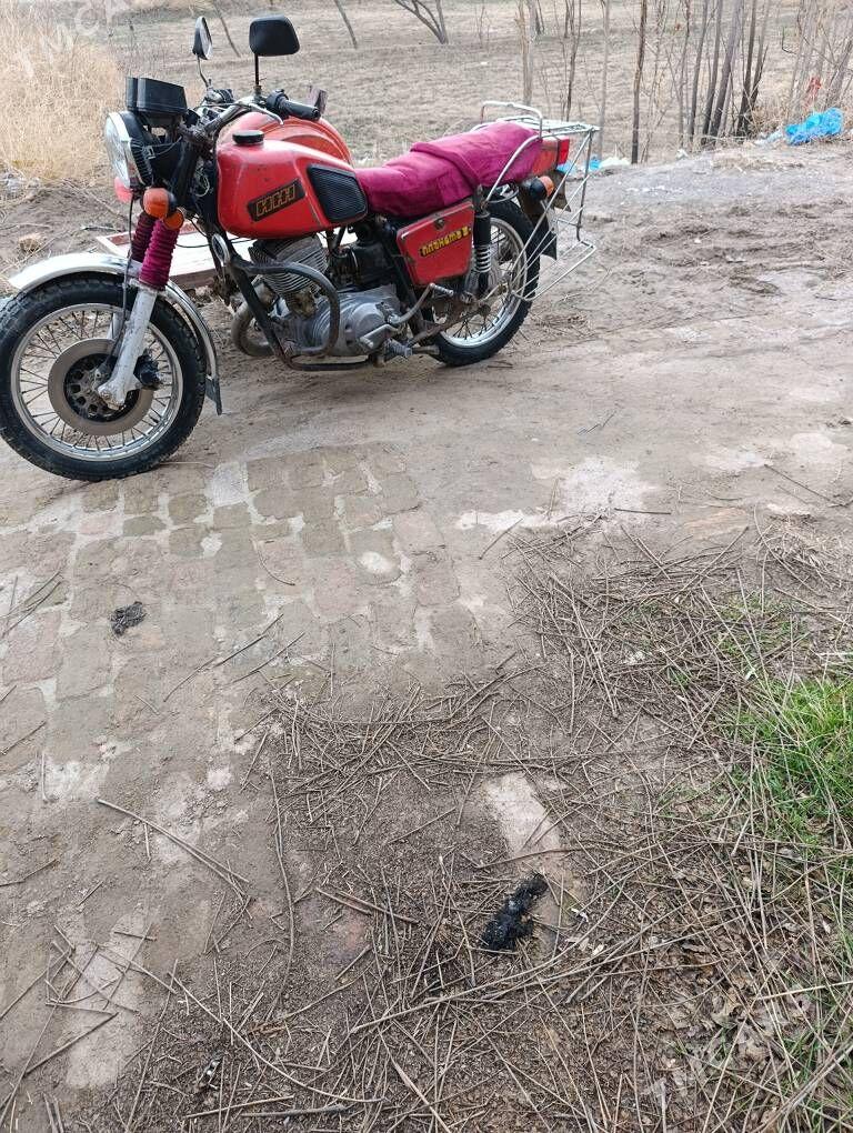 Jawa 300 1993 - 12 000 TMT - Халач - img 1