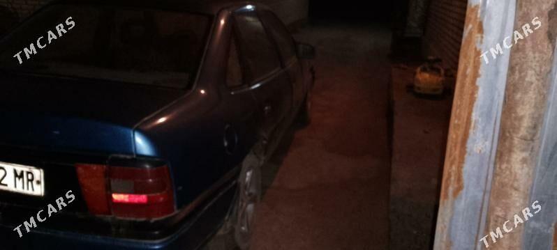 Opel Vectra 1993 - 20 000 TMT - Mary - img 1