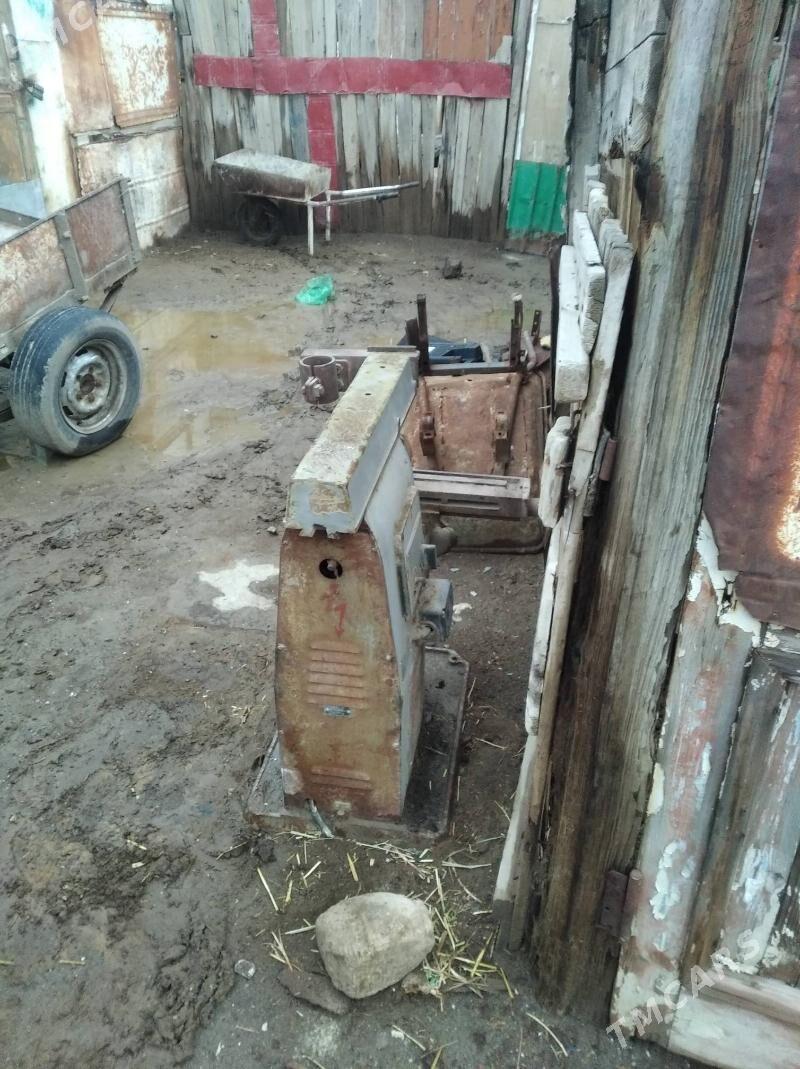 Tokrny stanok - Balkanabat - img 1