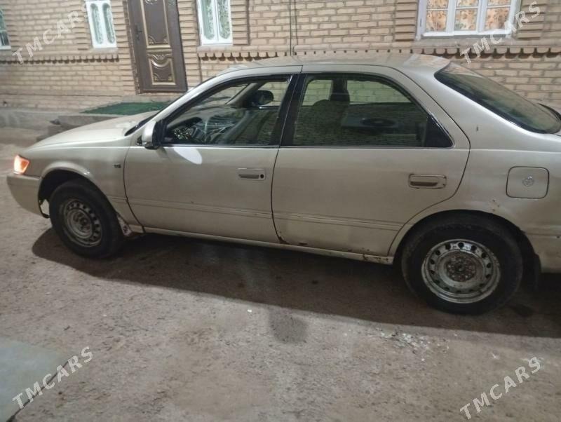 Toyota Camry 1997 - 110 000 TMT - Мары - img 1