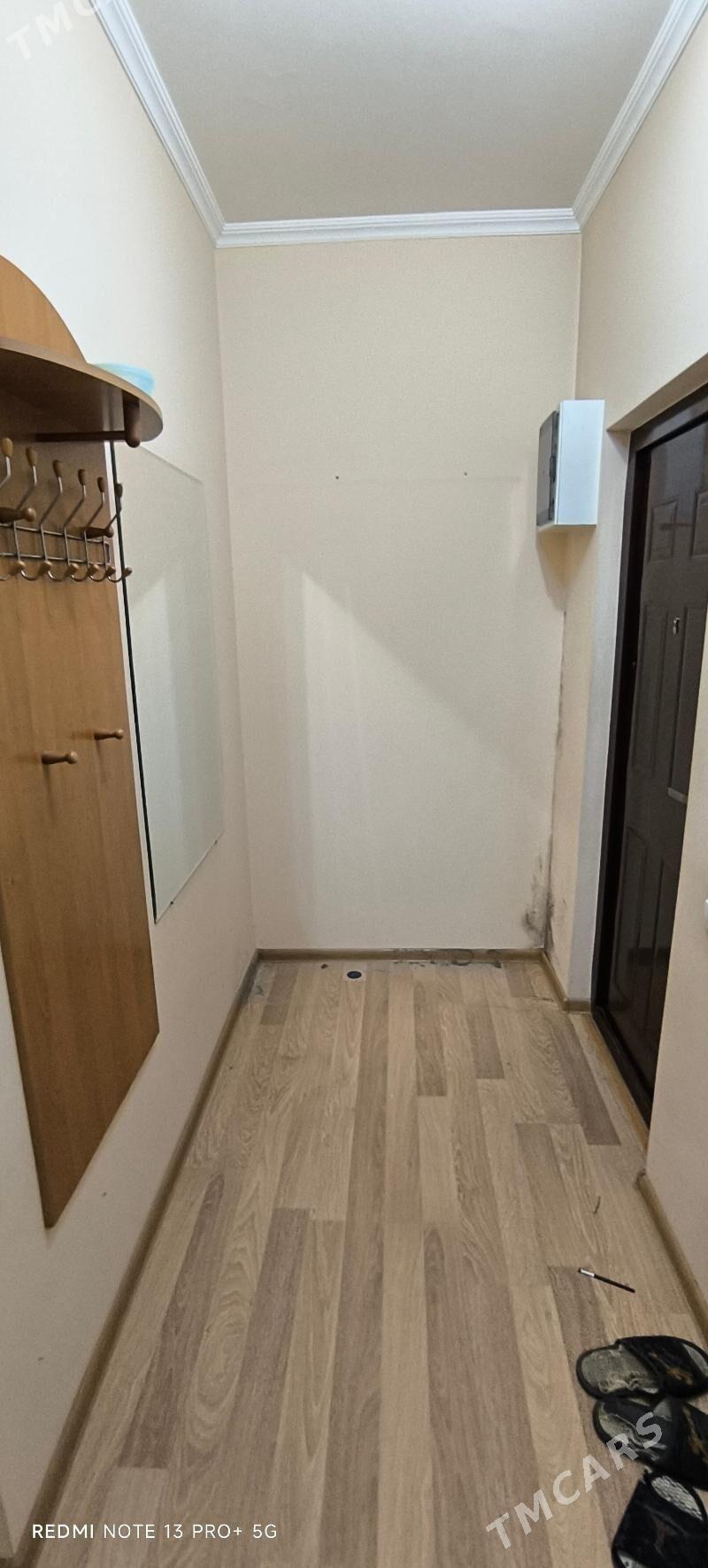 satlyk jay - Мир 1 - img 1