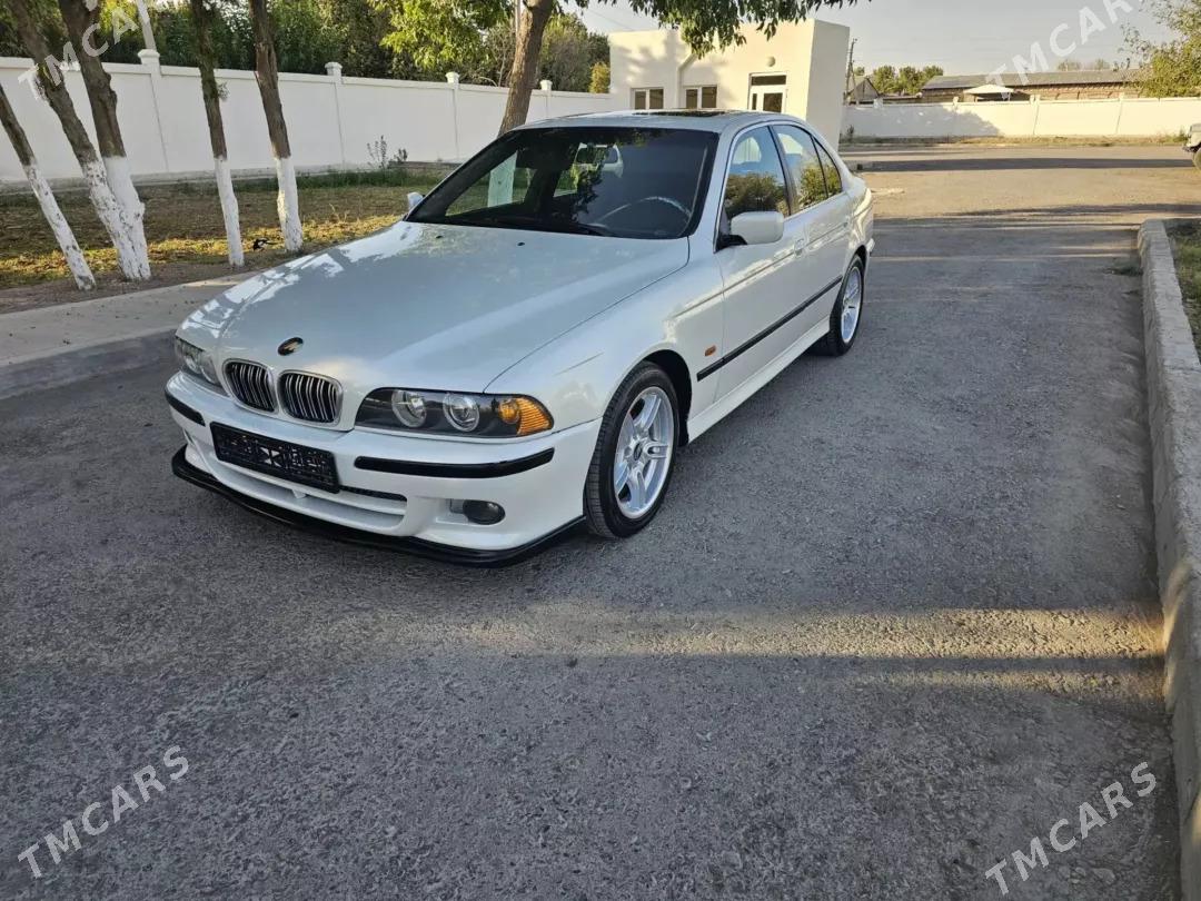 BMW E39 2000 - 140 000 TMT - Туркменабат - img 1