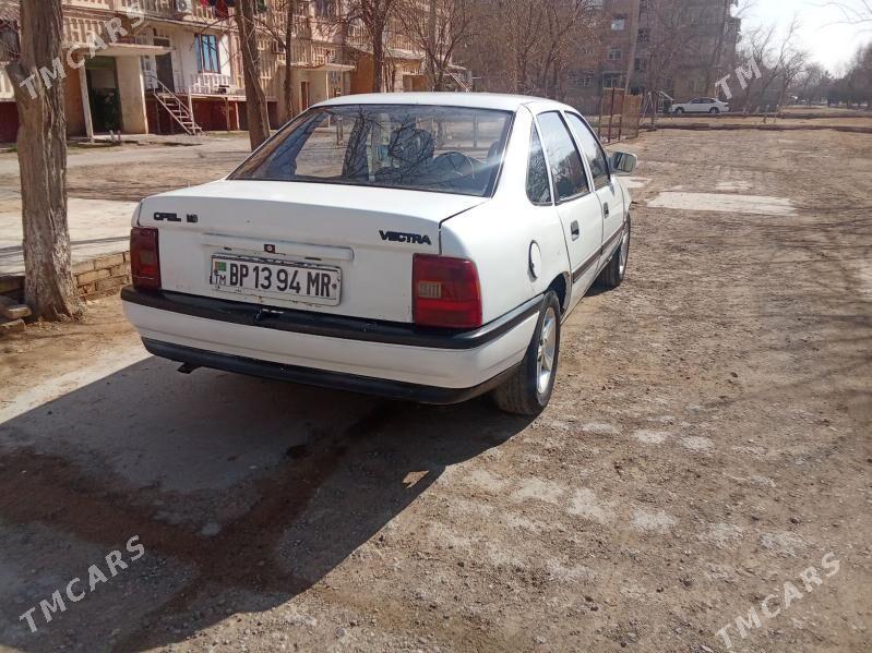 Opel Vectra 1990 - 27 000 TMT - Мары - img 1