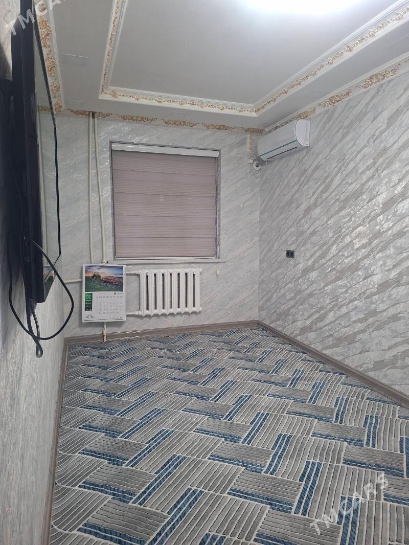 arende komlat 9 mrk eyesinde - 9 мкр - img 1