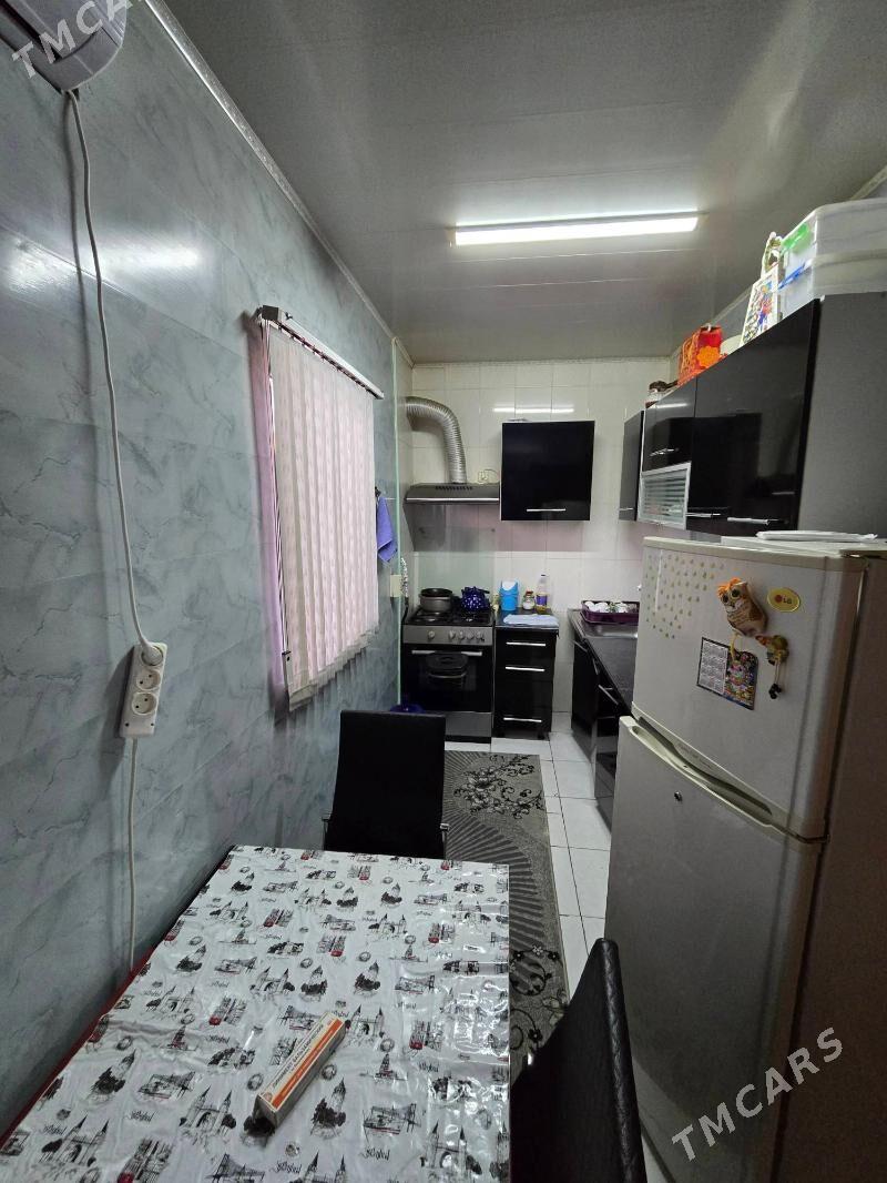 продается квартирв - Türkmenbaşy - img 1