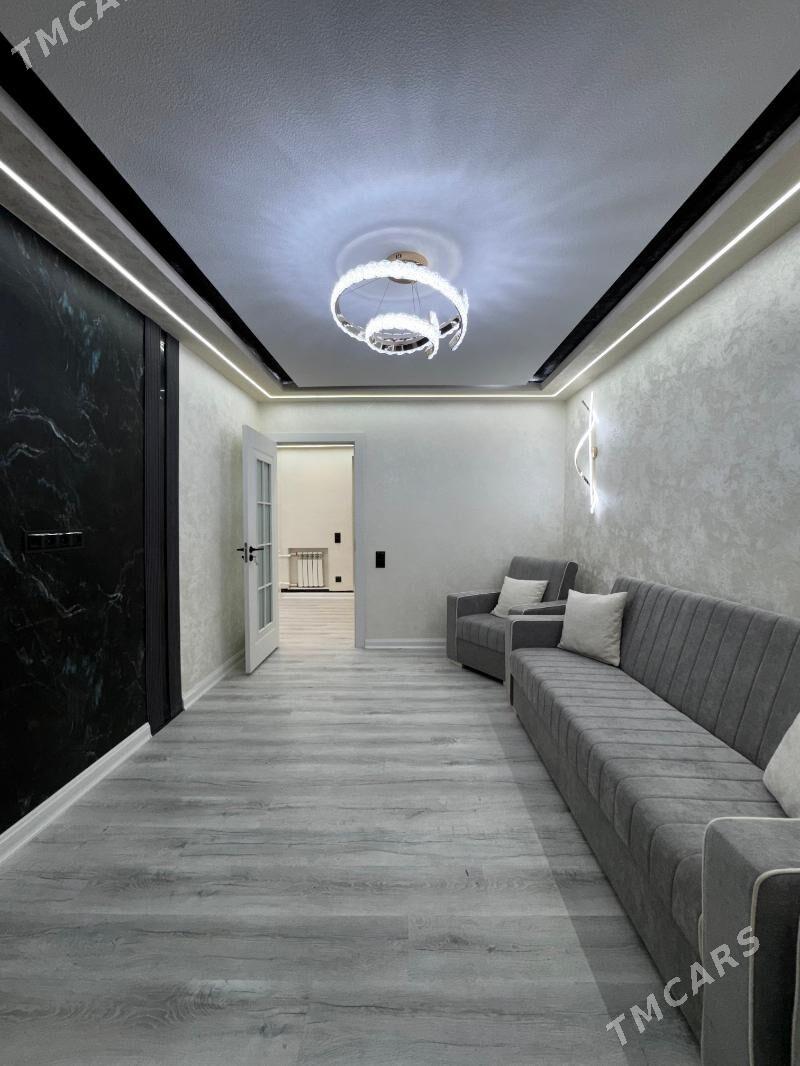 1 mkr 2 komnat 1 etaz - 1 мкр - img 1