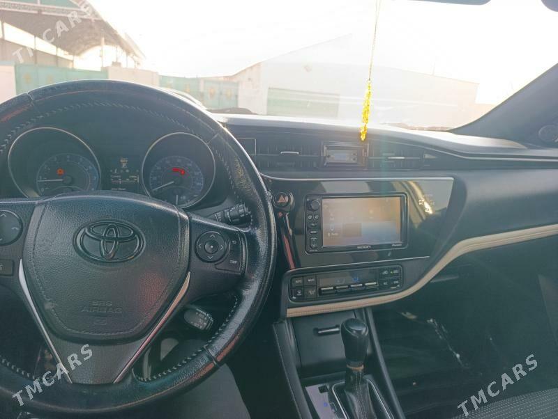 Toyota Corolla iM 2016 - 180 000 TMT - Арзув - img 1