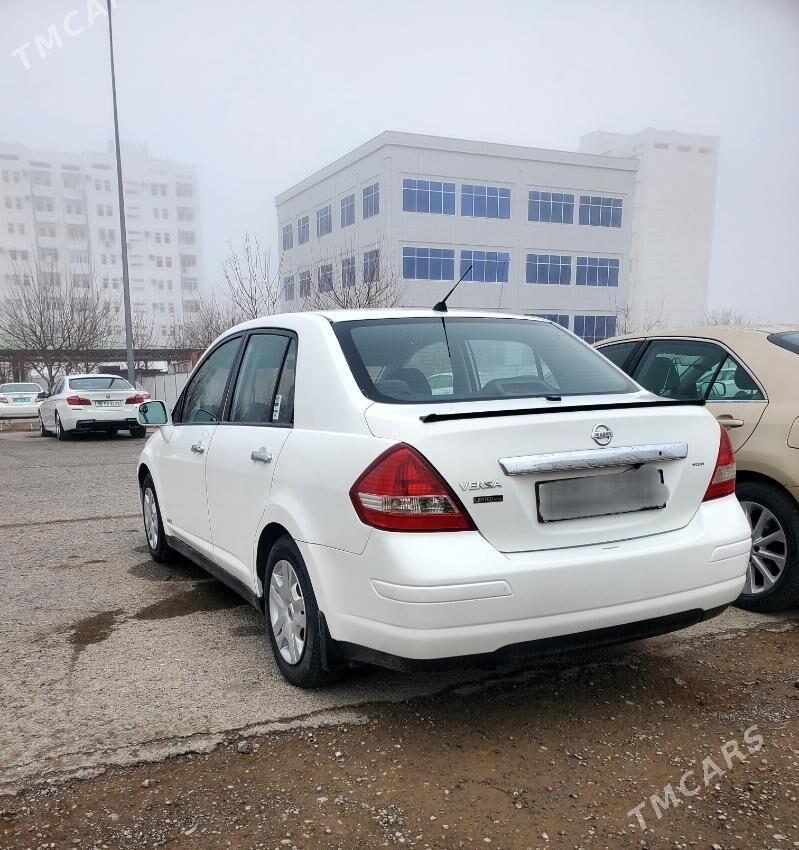 Nissan Versa 2010 - 128 000 TMT - Ашхабад - img 1