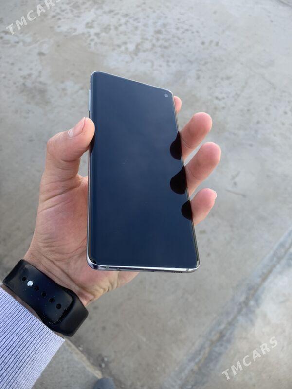 Samsung S10 - Mary - img 1