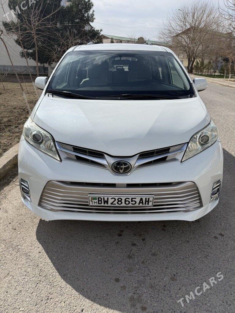 Toyota Sienna 2019 - 460 000 TMT - 5 мкр - img 1