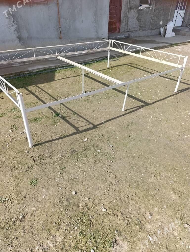 Тапчан, Tapçan - Änew - img 1