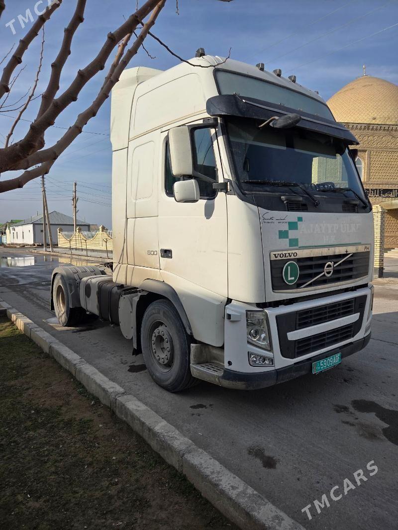 Volvo FH 500 2010 - 819 000 TMT - Бузмеин - img 1