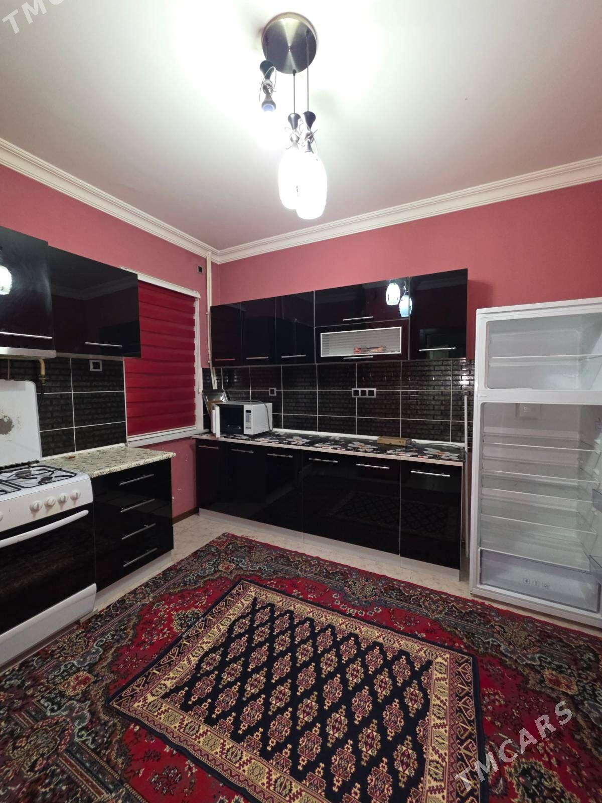 Аренда мир7 4 этаж 2 комнаты - Ашхабад - img 1