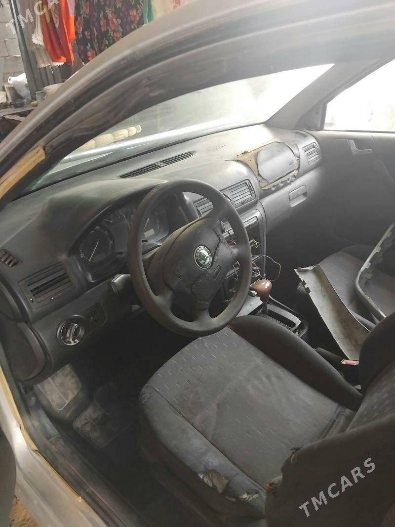 Skoda Octavia 2003 - 12 000 TMT - Büzmeýin - img 1