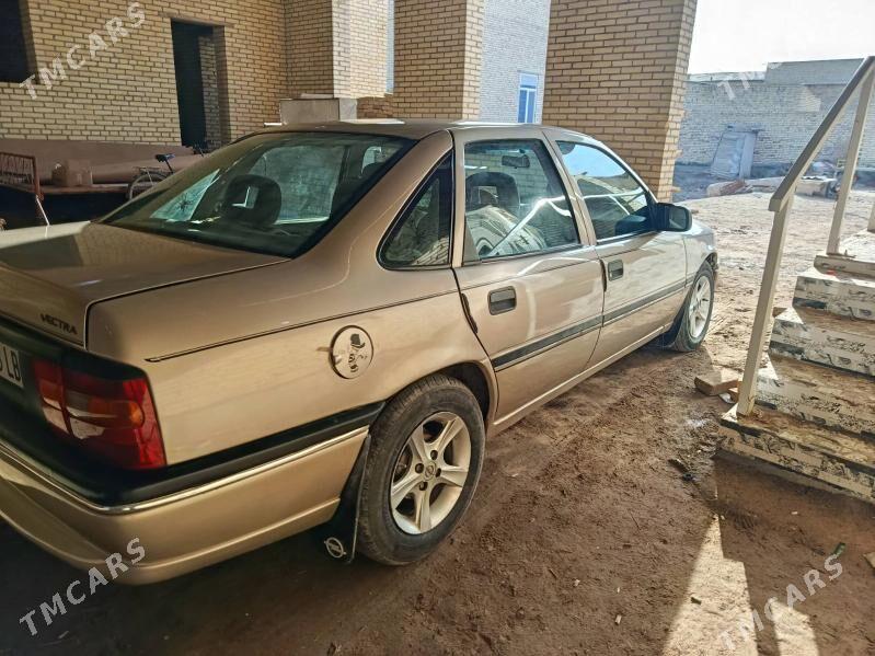 Opel Vectra 1991 - 50 000 TMT - Дянев - img 1