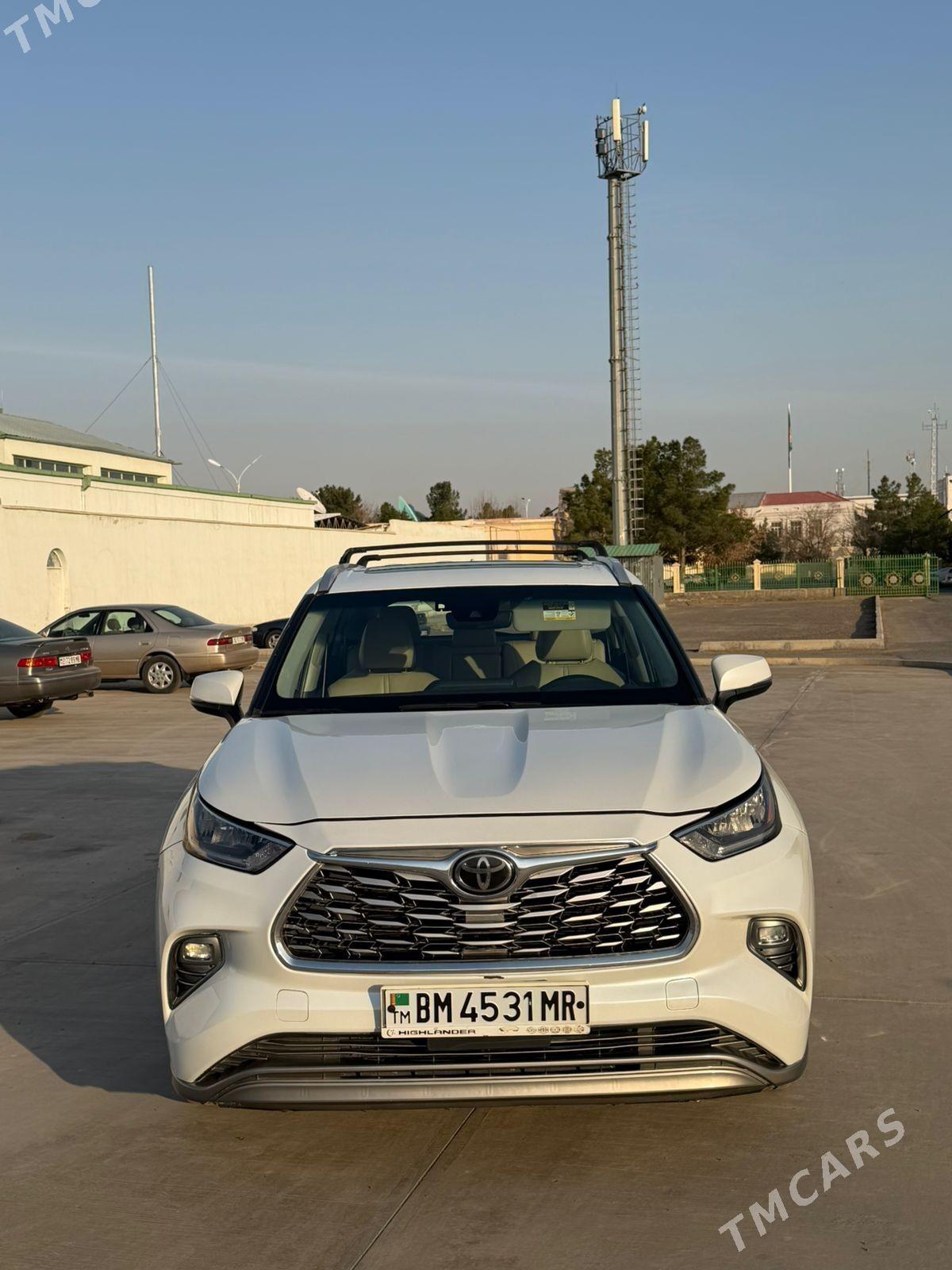 Toyota Highlander 2021 - 510 000 TMT - Мары - img 1