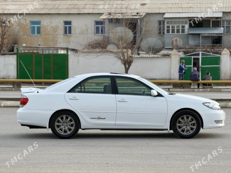 Toyota Camry 2003 - 155 000 TMT - Кака - img 1