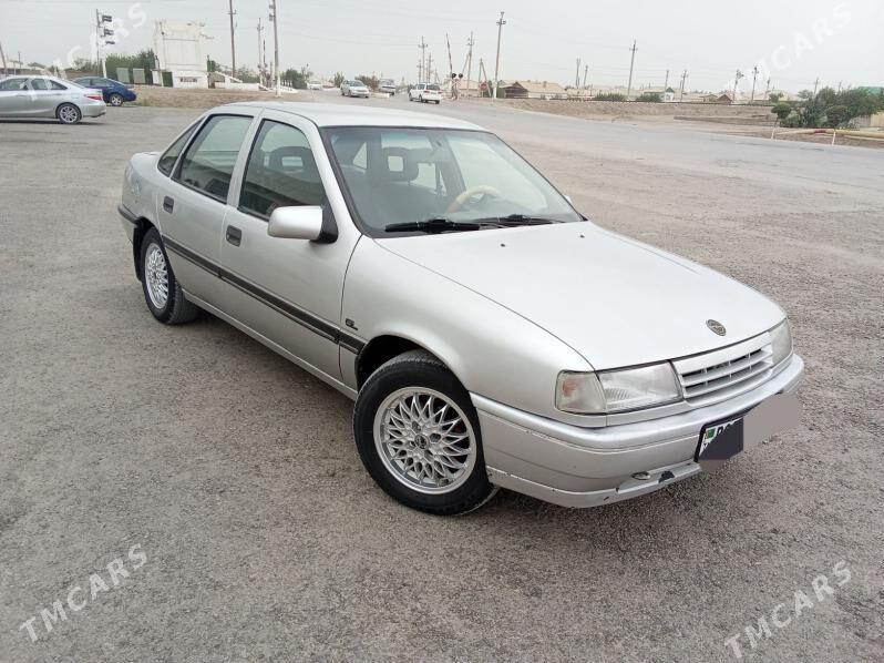 Opel Vectra 1992 - 45 000 TMT - Теджен - img 1