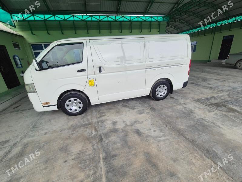Toyota Hiace 2016 - 360 000 TMT - Бахарден - img 1
