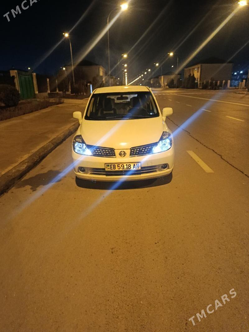 Nissan Versa 2009 - 112 000 TMT - Теджен - img 1