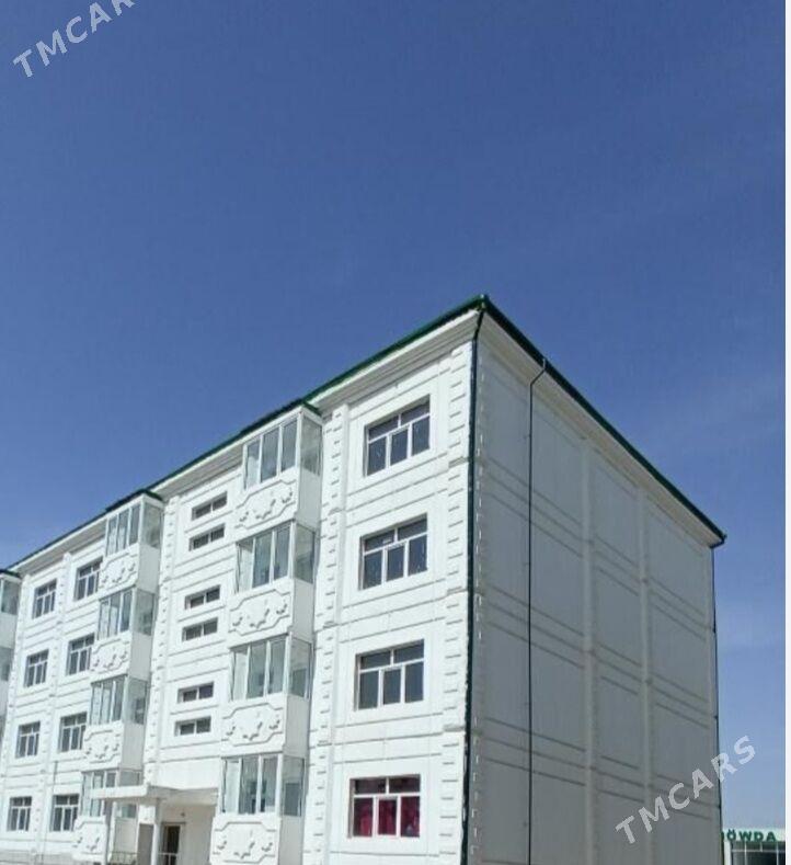 Polu-elitka - Туркменбаши - img 1