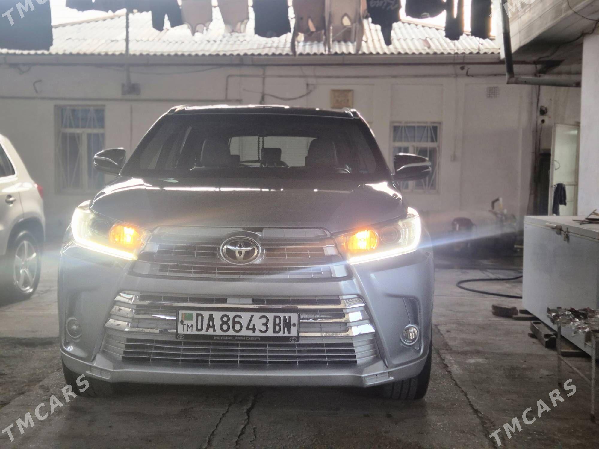 Toyota Highlander 2016 - 360 000 TMT - Balkanabat - img 1