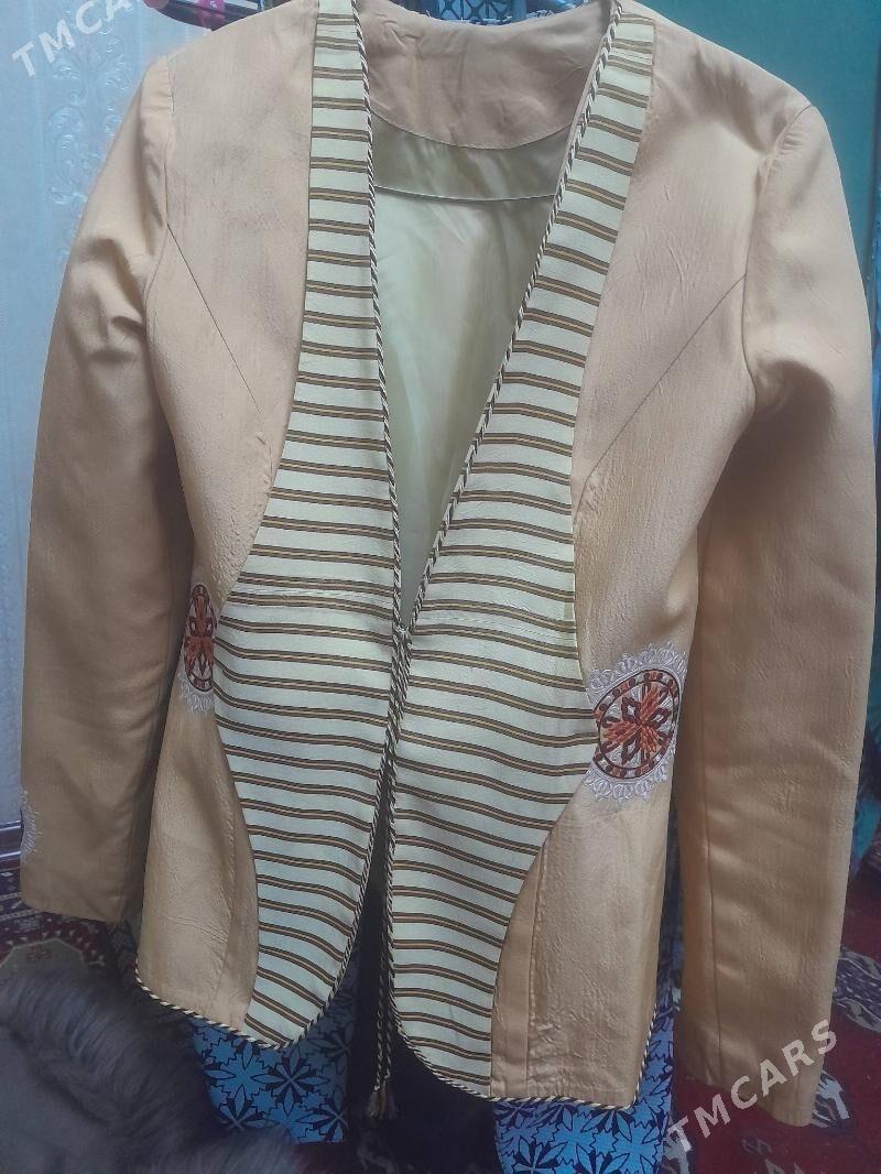 Keteni kastýum - Дашогуз - img 1