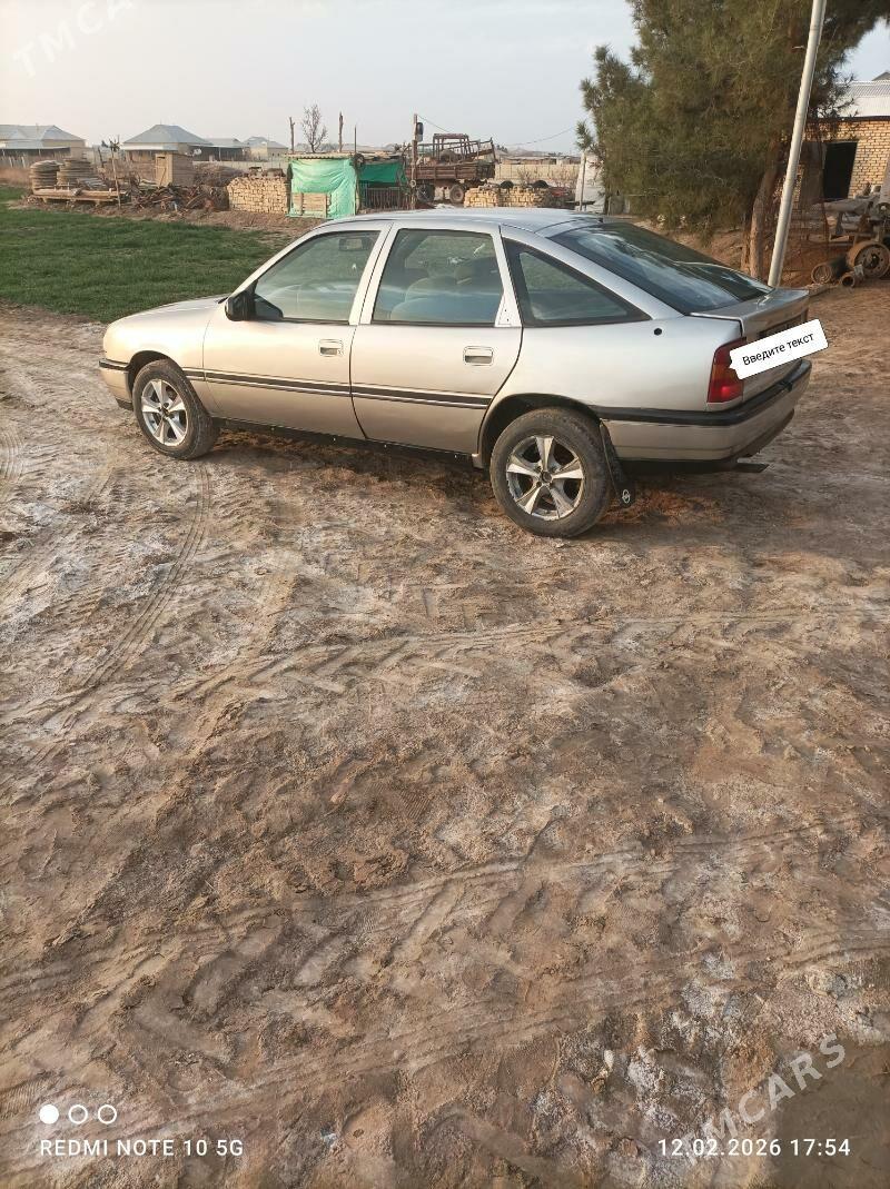 Opel Vectra 1990 - 30 000 TMT - Мургап - img 1