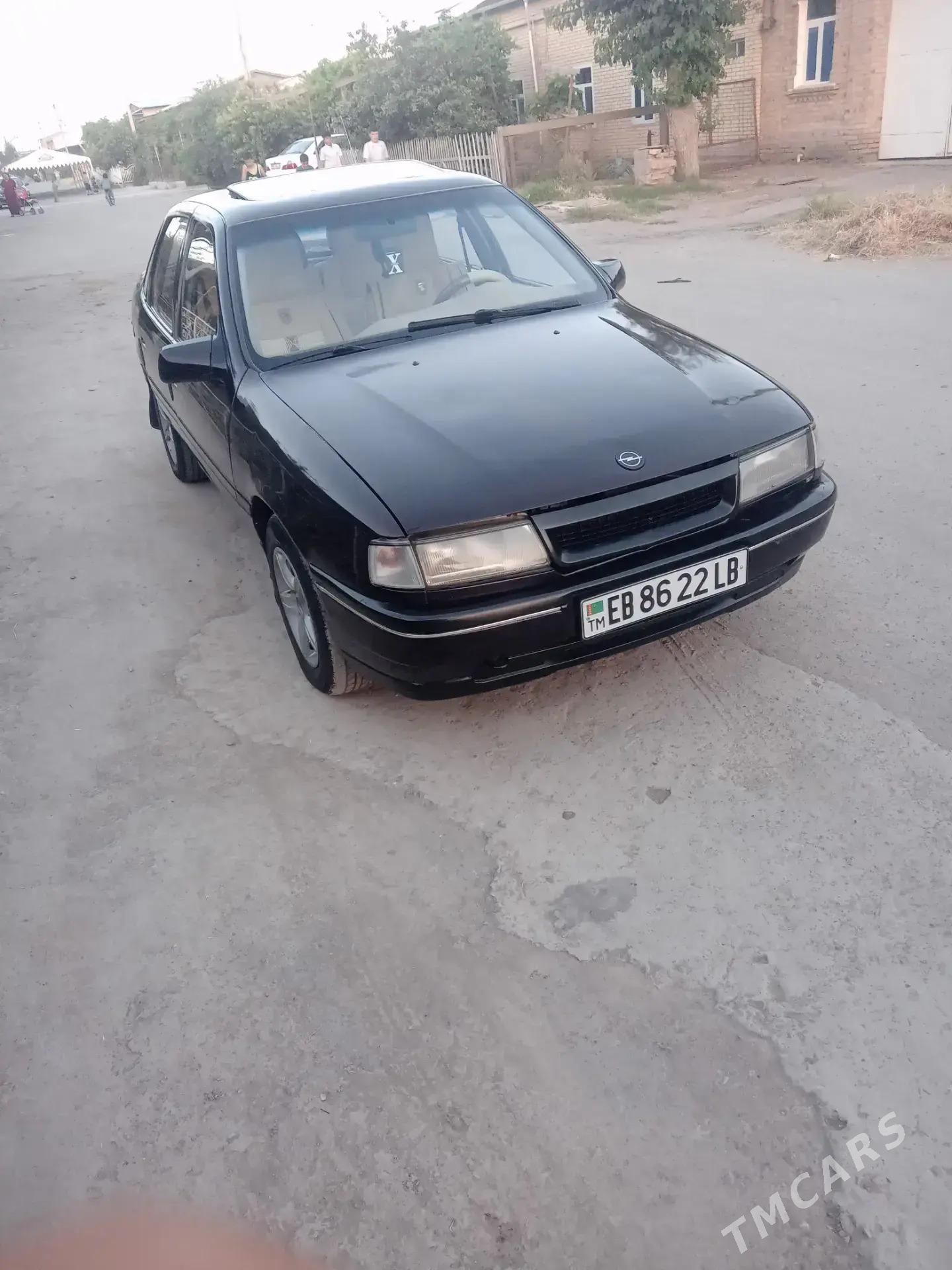 Opel Vectra 1991 - 35 500 TMT - Dänew - img 1