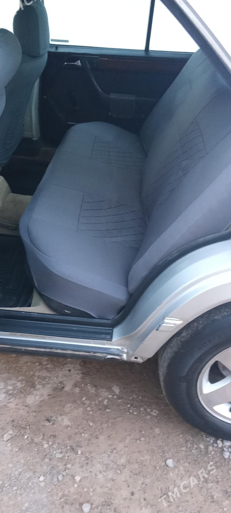 Mercedes-Benz 230E 1990 - 50 000 TMT - Oguz han - img 1