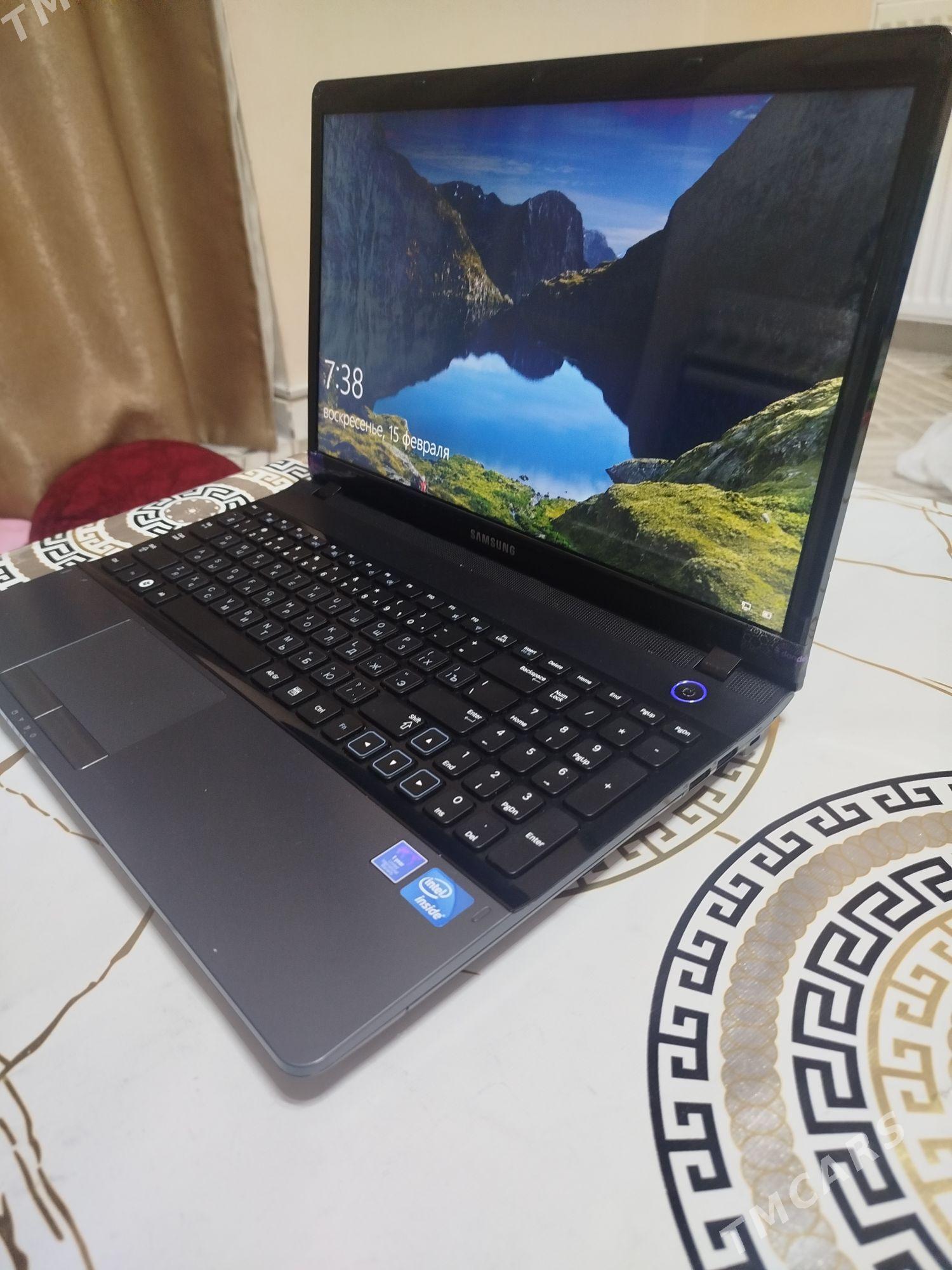 Samsung 300E5Z - Gurtly - img 1