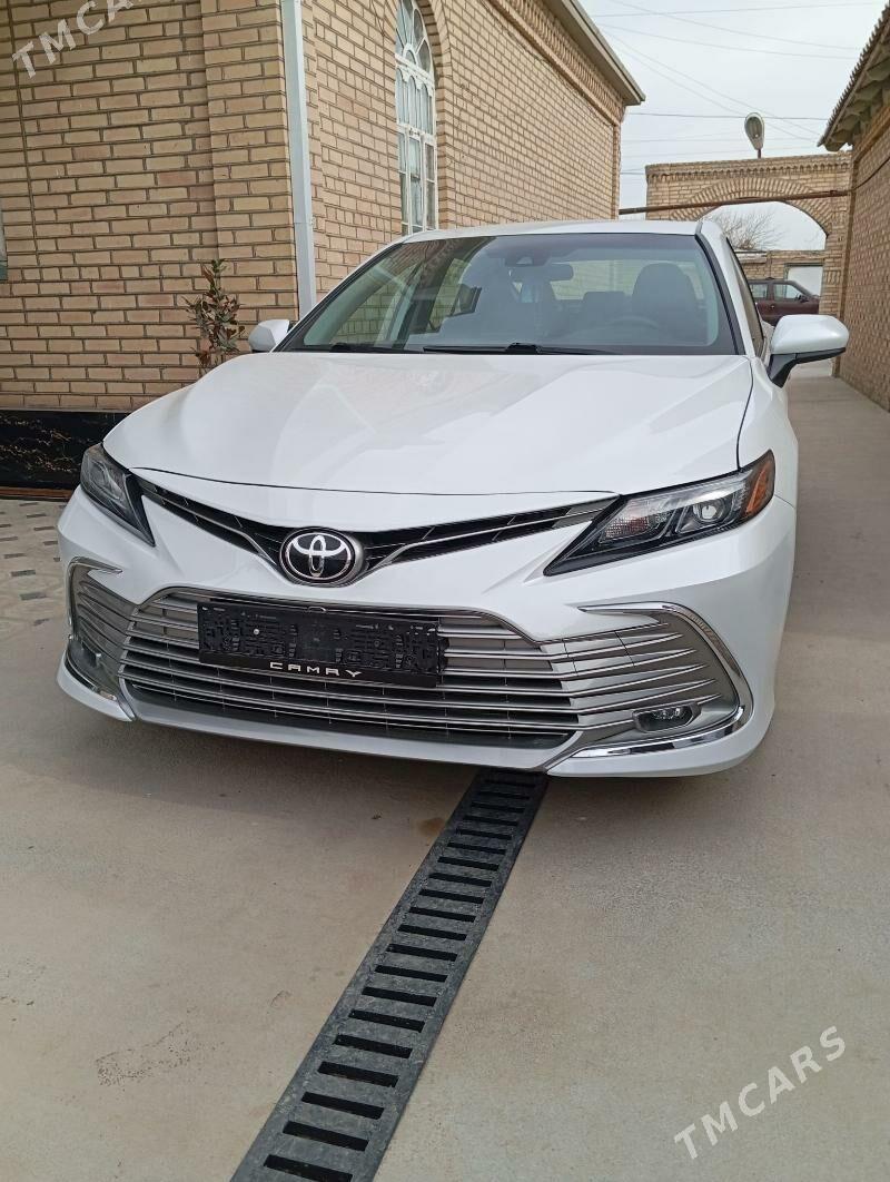 Toyota Camry 2021 - 330 000 TMT - Мары - img 1