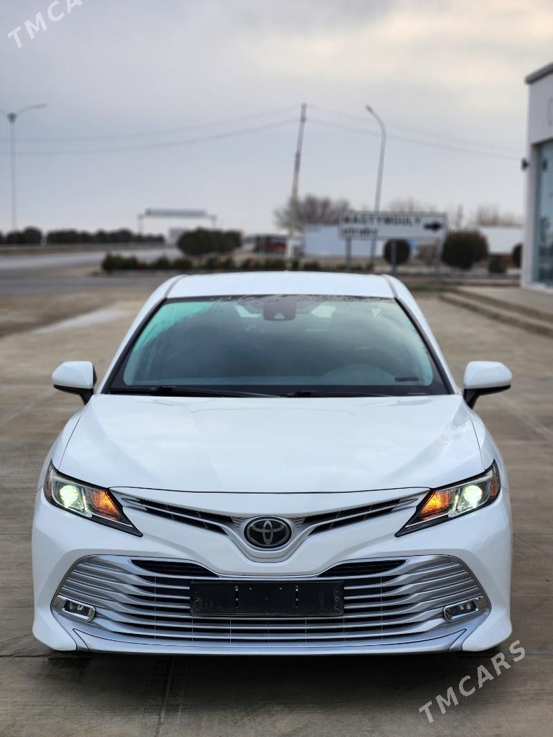 Toyota Camry 2019 - 305 000 TMT - Gyzylarbat - img 1